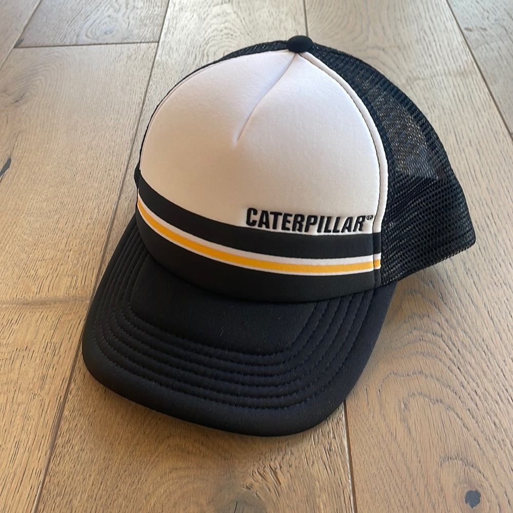 Caterpillar trucker hat